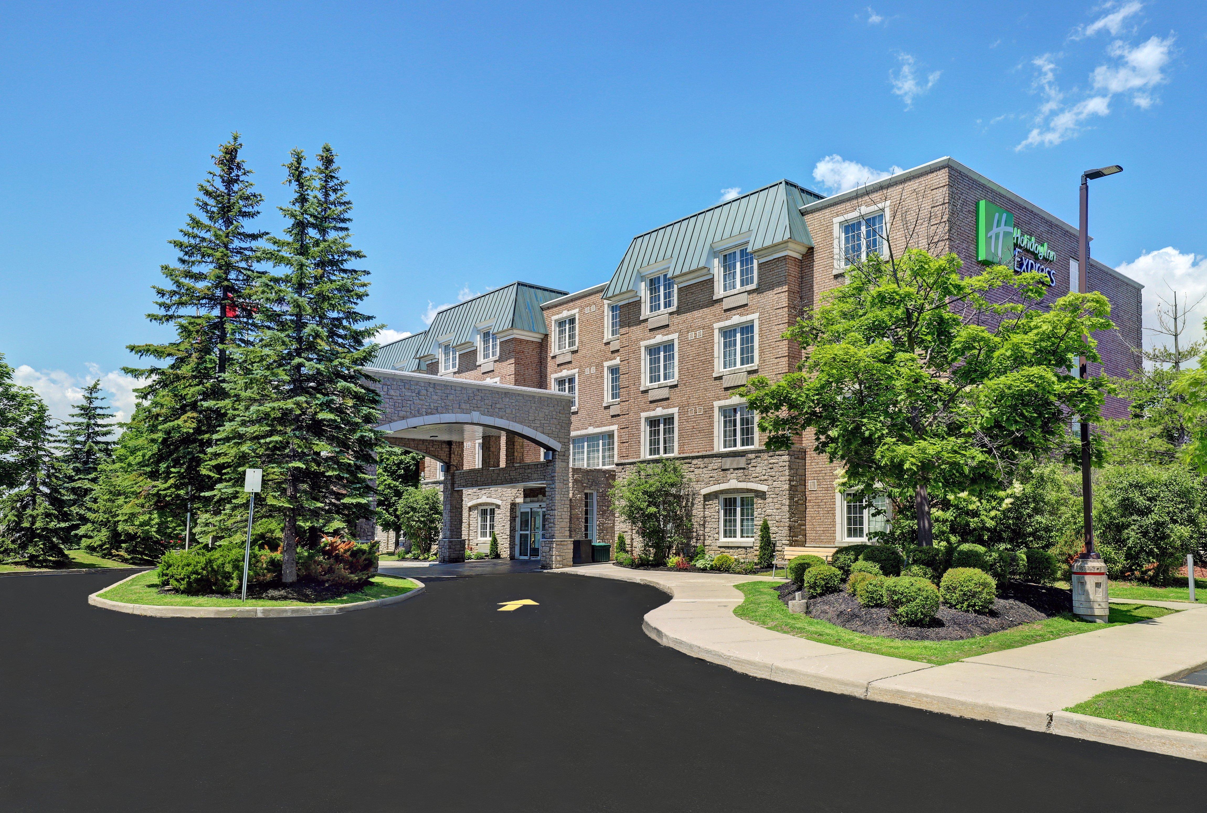 Holiday Inn Express Whitby Oshawa By Ihg Εξωτερικό φωτογραφία