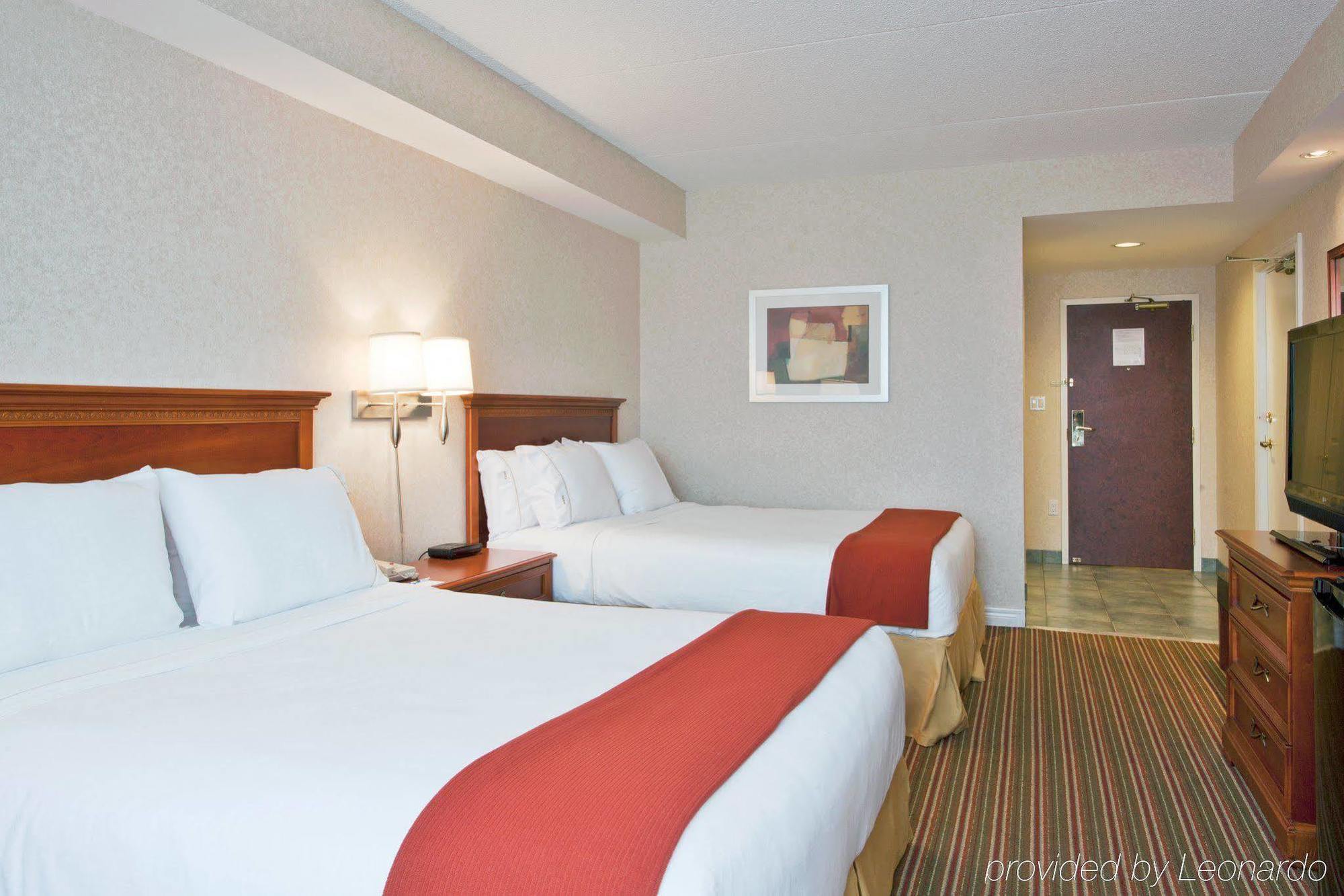Holiday Inn Express Whitby Oshawa By Ihg Δωμάτιο φωτογραφία